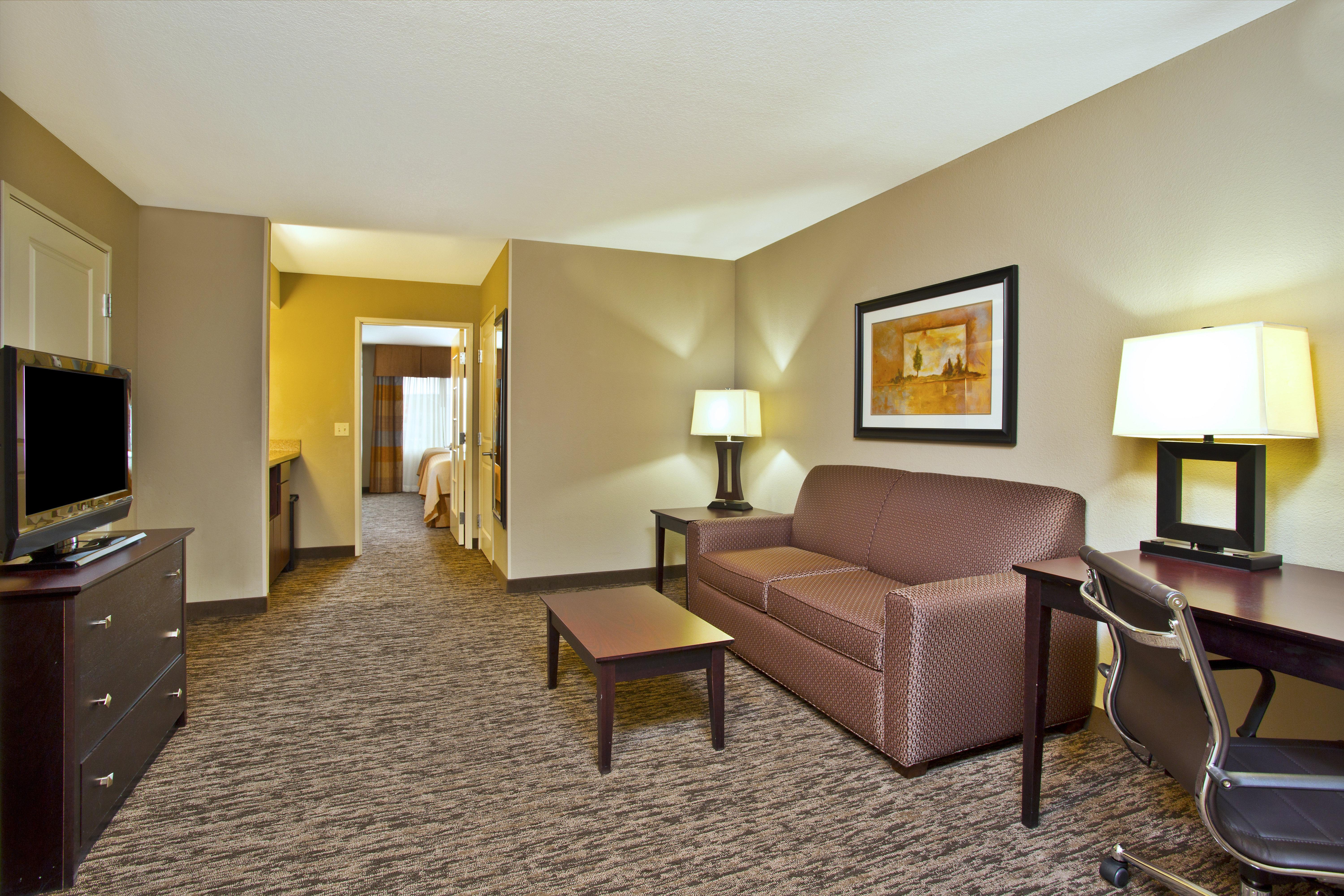 Holiday Inn & Suites Green Bay Stadium By Ihg Exterior photo